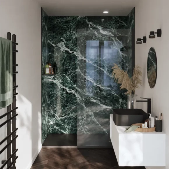 Réalisation sur mesure en marbre Verde Alpi vert